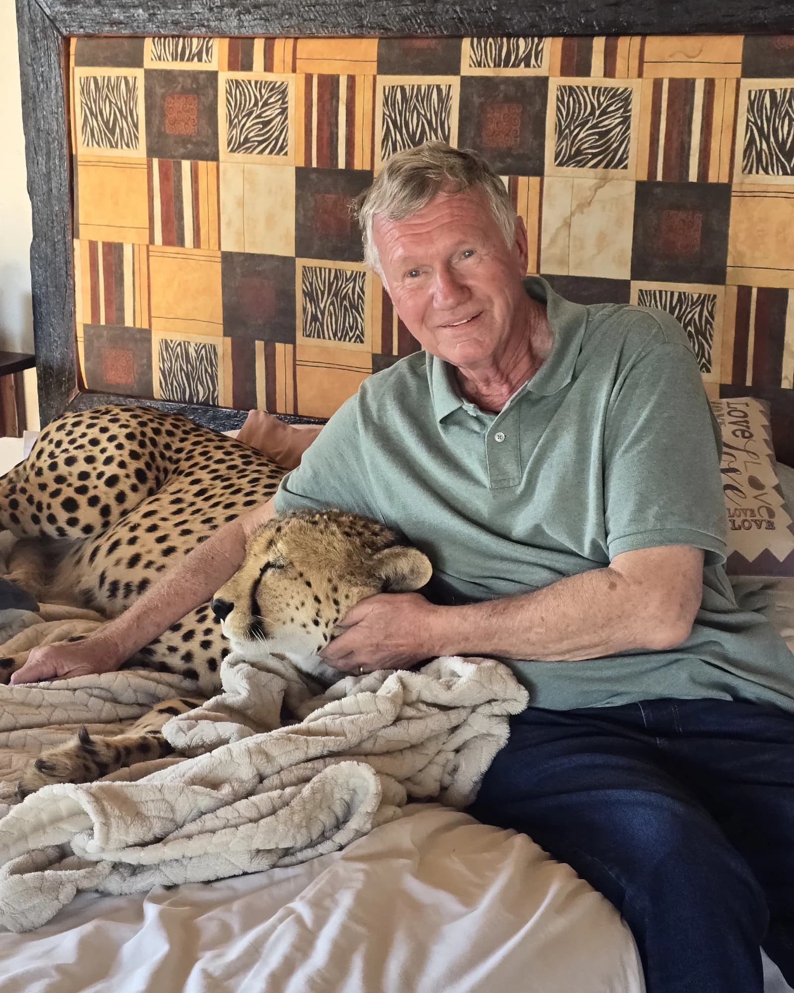 Leen van der Slik, wildlife photographer represented by OSEA Wildlife Media